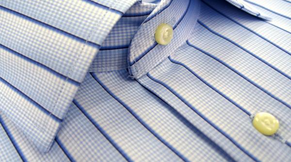 cum se impacheteaza o camasa