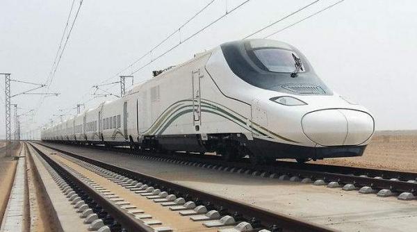 un nou tren de mare viteza care leaga orasele sfinte mecca si medina va incepe sa circule de joi