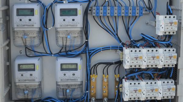 fratia contoarelor uite cine iti creste lunar factura la electricitate