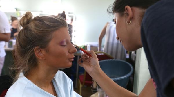 madonna psy raffaella carra james brown si cornelia catanga vin la te cunosc de undeva