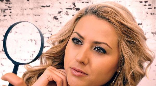 sute de persoane au participat la funeraliile jurnalistei viktoria marinova asasinata sambata la ruse