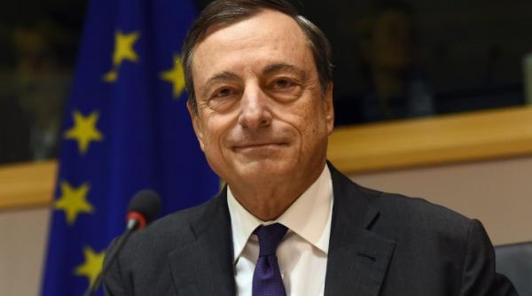 italia trebuie sa se calmeze si sa inceteze sa puna euro sub semnul intrebarii sustine mario draghi