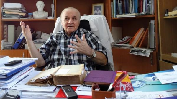 acad prof dr constantin ionescu targoviste in salonul 31 m am indragostit