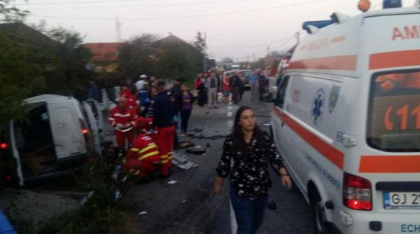 accident de circulatie cu trei victime incarcerate in vaslui a fost activat planul rosu de interventie
