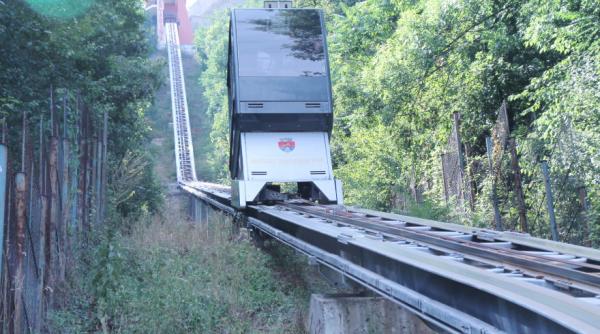 telecabina care urca pe cetatea deva ramane oprita