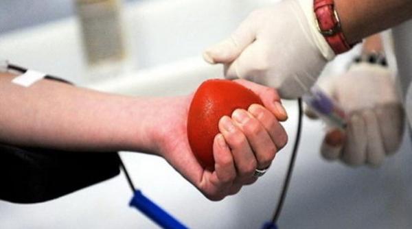 senatul a adoptat proiectul prin care donatorii de sange vor primi cate un sms de multumire