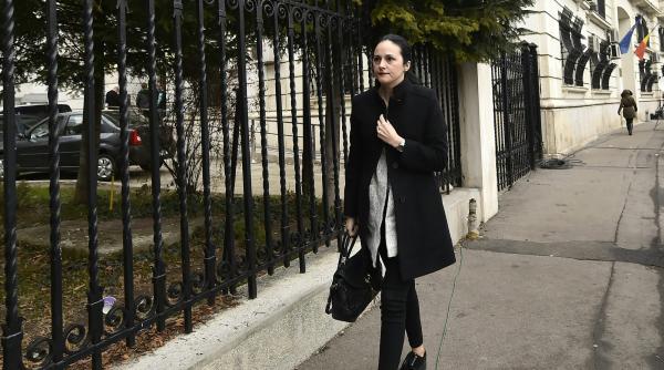 actele pentru firma lui bica din madrid depuse de o persoana acuzata ca exercita ilegal profesia de avocat