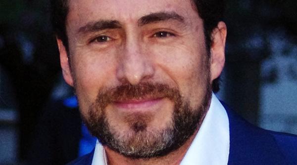 demian bichir va filma godzilla vs kong alaturi de millie bobby brown