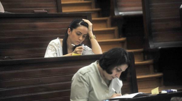 medicinistii amagiti cu locurile la rezidentiat