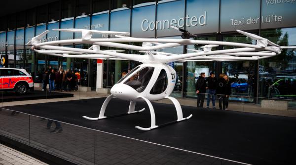 taxiul zburator volocopter va fi testat in singapore in 2019