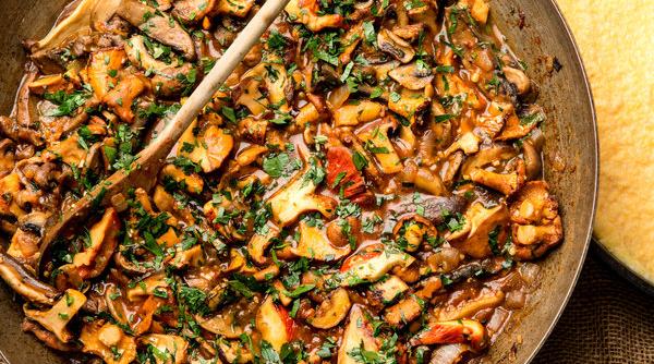 mancare de ciuperci ca la berzunti