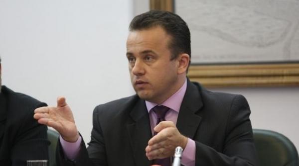 liviu pop sunt necesare politici convergente pentru cresterea calitatii invatamantului din zona rurala