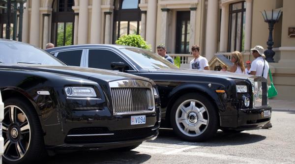 actiunile airbus si rolls royce scad dupa anuntarea intarzierii livrarilor de motoare