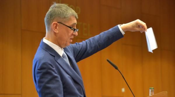 premierul ceh andrej babis compara europa cu satul lui asterix si obelix