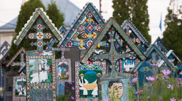 cimitirul vesel de la sapanta