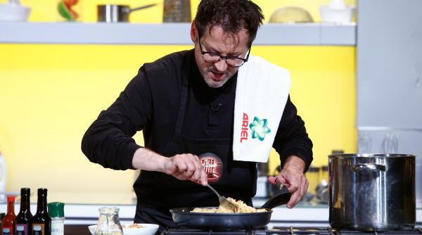 sosia lui elvis presley in fata juratilor bontea dumitrescu si scarlatescu