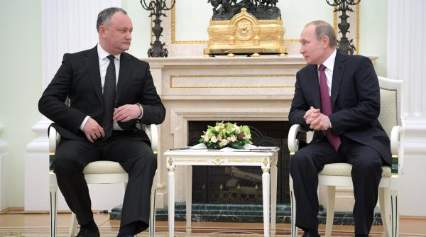 putin rusia acorda o importanta majora dezvoltarii relatiilor cu republica moldova