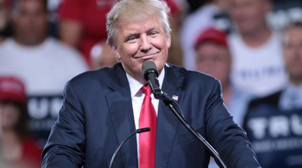 trump elimina dreptul la cetatenie prin nastere