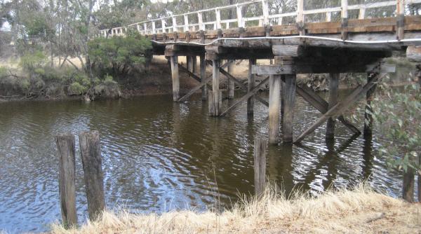 un sat din australia scos la licitatie cu circa 1 milion de dolari australieni