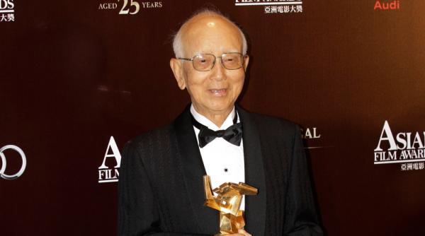 doliu in lumea filmului raymond chow producatorul filmelor cu bruce lee a murit la varsta de 91 de