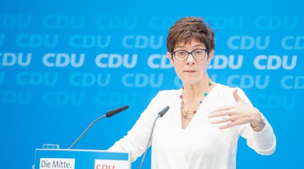 succesoarea angelei merkel