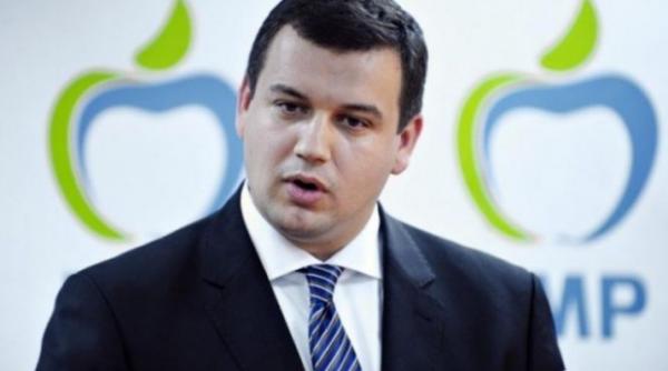 tomac catre liderii pnl si usr haideti sa depunem odata motiunea de cenzura