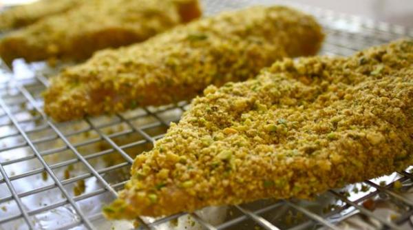 reteta zilei piept de pui cu fistic