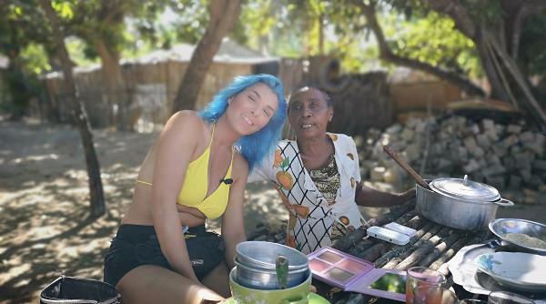 lipsa hranei tot mai greu de indurat in ultimul trib in fiecare zi orez cu sare facut in oala aia in care se plimba furnici