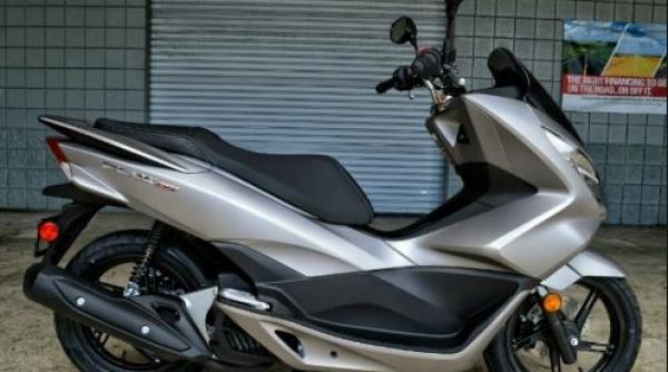 peste o mie de scutere electrice confiscate de vamesi in portul agigea