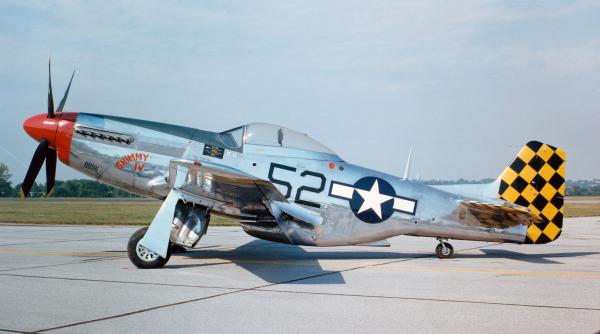 doi morti dupa ce un avion din al doilea razboi mondial s a prabusit in texas