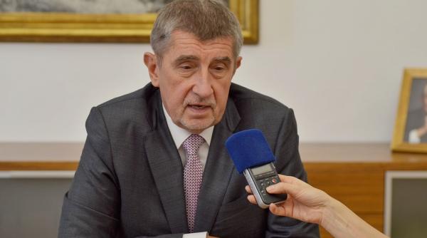 scandalul premierului andrej babis in centrul comemorarii revolutiei de catifea