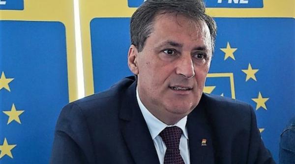 senatorii psd acuzati de opozitie ca au parasit plenul pentru a nu vota proiectul legii pensiilor