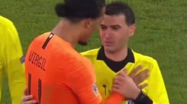 un arbitru roman in lacrimi pe terenul de fotbal ce s a intamplat