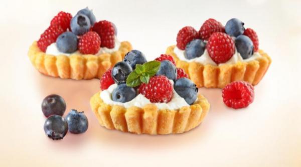 reteta zilei minitarte cu fructe de padure