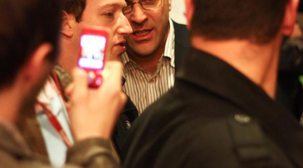 facebook a angajat o firma de pr pentru a afla informatii despre george soros