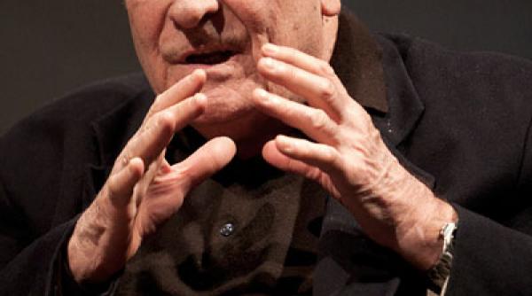 mare maestru al cinematografiei italiene bernardo bertolucci a murit la 77 de ani