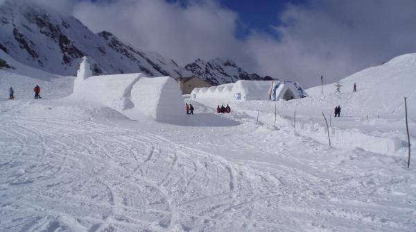 balea lac zona turistica cu cel mai mare strat de zapada naturala