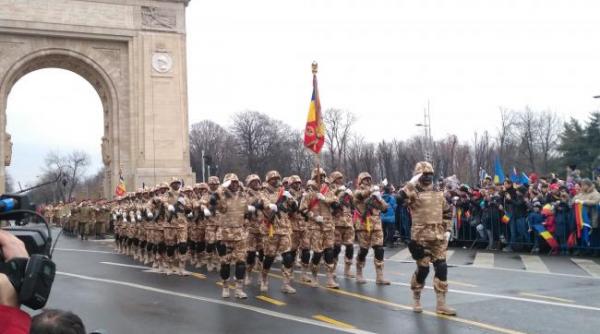 centenarul marii uniri a inceput parada militara de ziua nationala