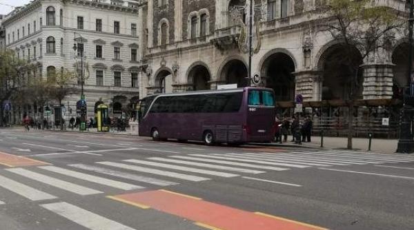 un autocar plin cu copii romani a fost atacat cu pietre la budapesta