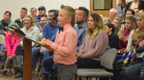 cum a legalizat un baiat de 9 ani bataia cu bulgari de zapada