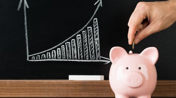 pensiile se majoreaza anul viitor in septembrie