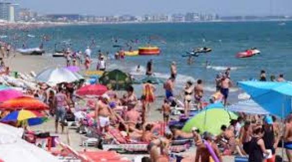 vesti bune pentru bugetari guvernul va acorda voucherele de vacanta de 1 450 de lei si in urmatorii doi ani