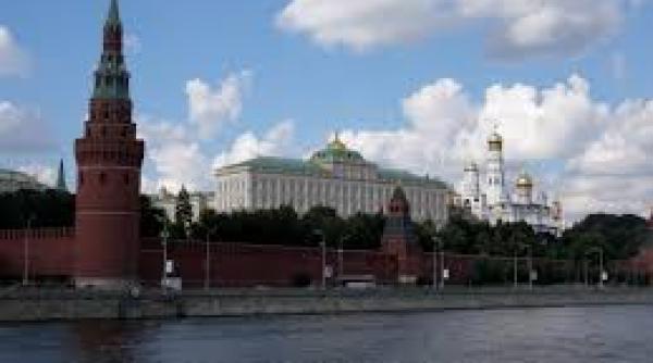 rusia devine a doua producatoare de armament din lume