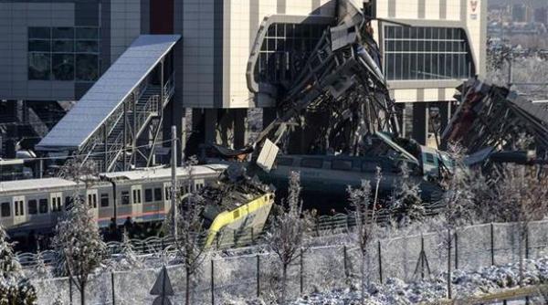 grav accident de tren turcia