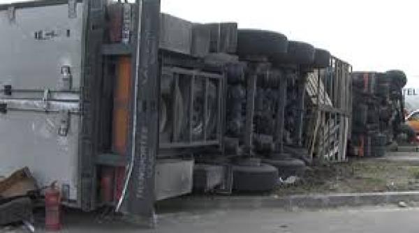 trafic intrerupt pe dn7 arad deva