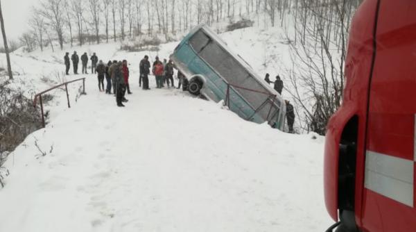 alerta microbuz rastunat intr o rapa