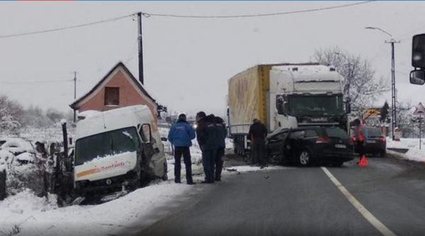 un mort in urma unei coliziuni frontale in cluj