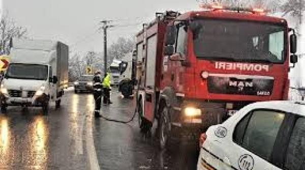 coliziune intre o cisterna si o masina pe valea oltului la iesirea din caineni