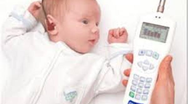 copiii nascuti in maternitatile de stat vor beneficia de control auditiv gratuit