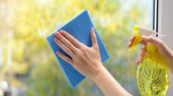 cum se spala corect geamurile